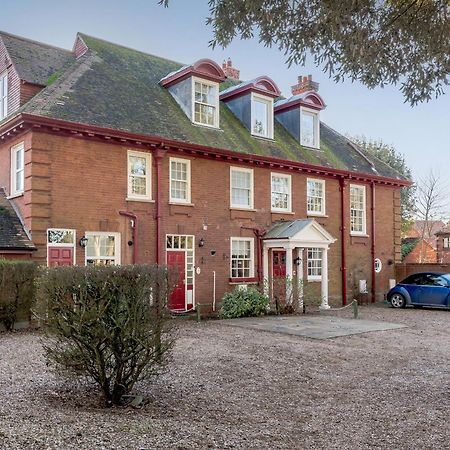 Hampsire House Villa Cromer Bagian luar foto